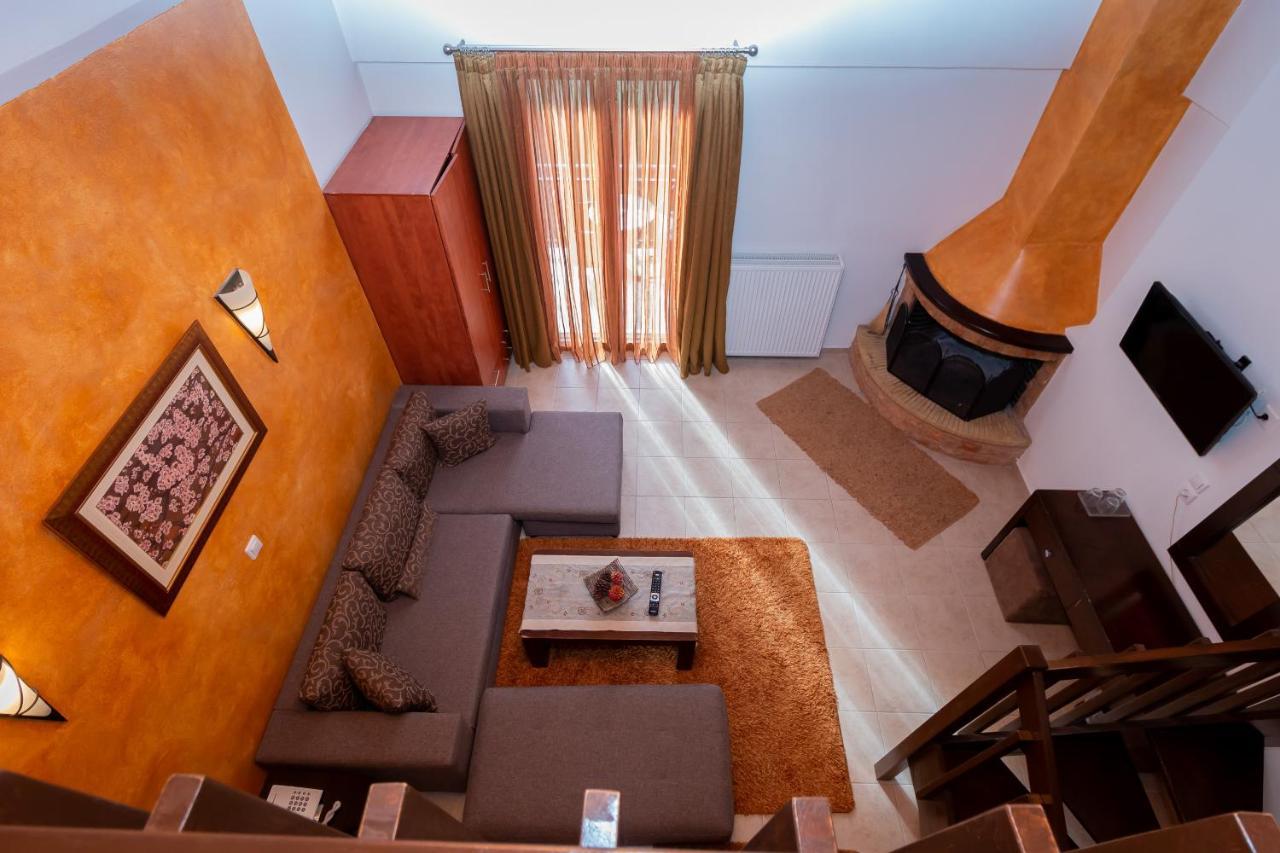 Ahilion Hotel กาลาวริตา ภายนอก รูปภาพ