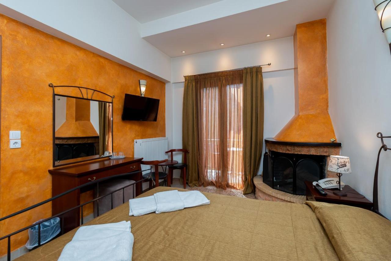 Ahilion Hotel กาลาวริตา ภายนอก รูปภาพ